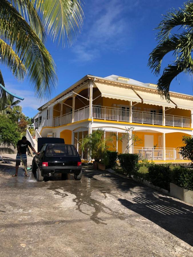 Ti Kaz A Patou, Au Coeur De L'Ile. Apartment Baie-Mahault Exterior photo